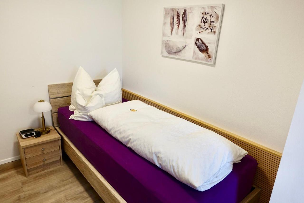 Ferienwohnung #4 Mit Terrasse In Zentraler Dennoch Ruhiger Lage - Stadtbus Vor Der Tuer! Линдау Экстерьер фото