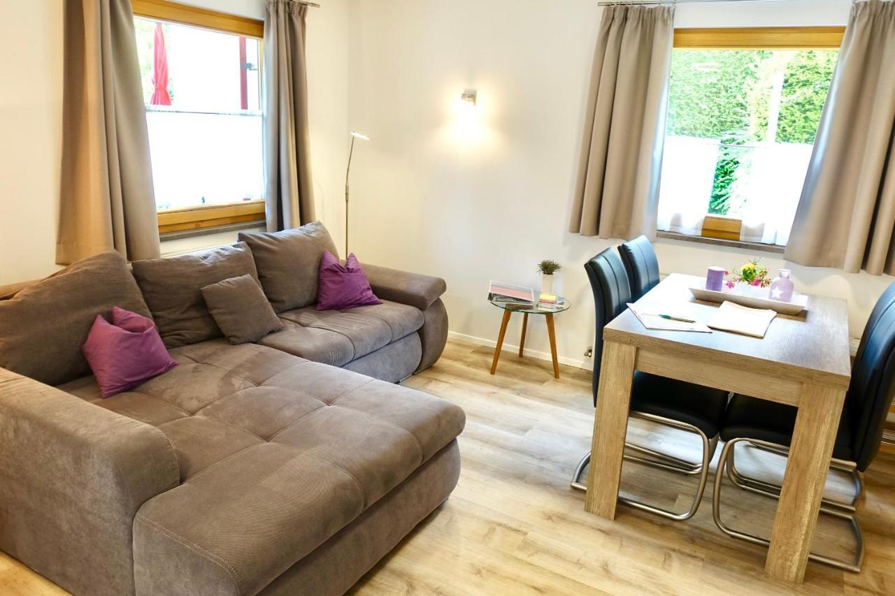 Ferienwohnung #4 Mit Terrasse In Zentraler Dennoch Ruhiger Lage - Stadtbus Vor Der Tuer! Линдау Экстерьер фото